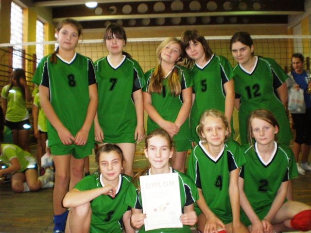 III TURNIEJ MINI PIŁKI SIATKOWEJ 