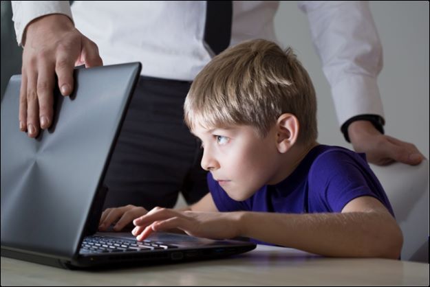 Bezpieczeństwo w sieci   -    INFORMACJA DLA RODZICÓW